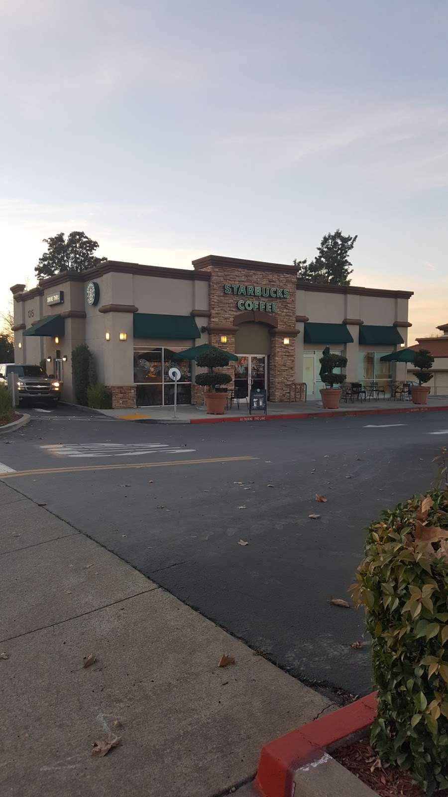 Starbucks | 1315 Buchanan Rd, Pittsburg, CA 94565, USA | Phone: (925) 432-3912