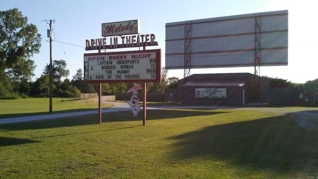 Melody Drive In Theater | 7055 US-35, Knox, IN 46534, USA | Phone: (574) 772-2042