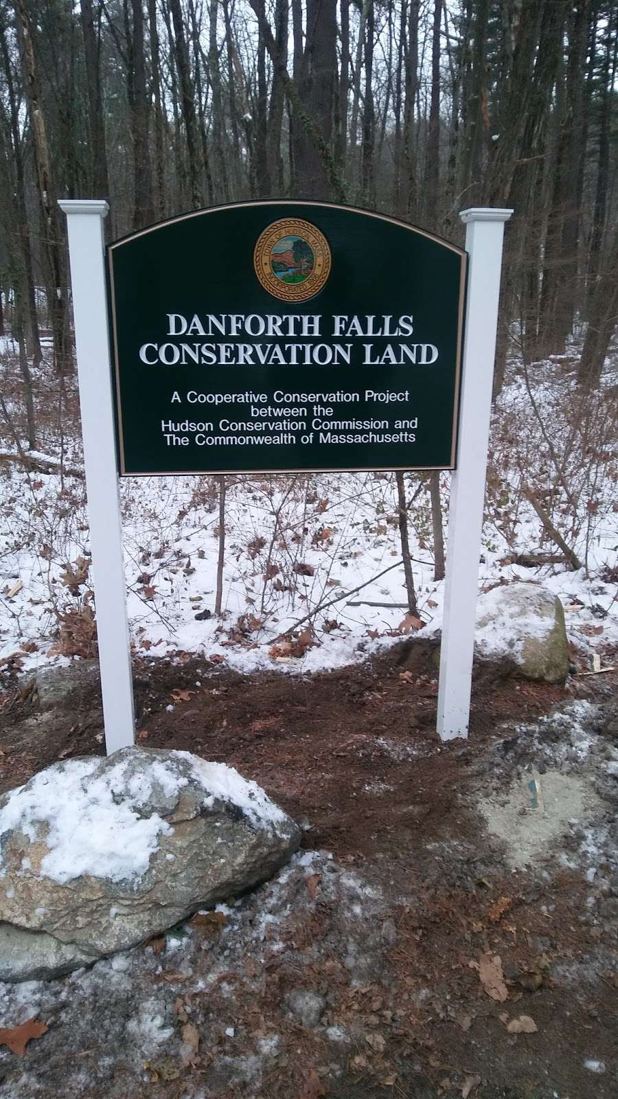 Danforth Falls Trailhead | 01749, Hudson, MA 01749, USA