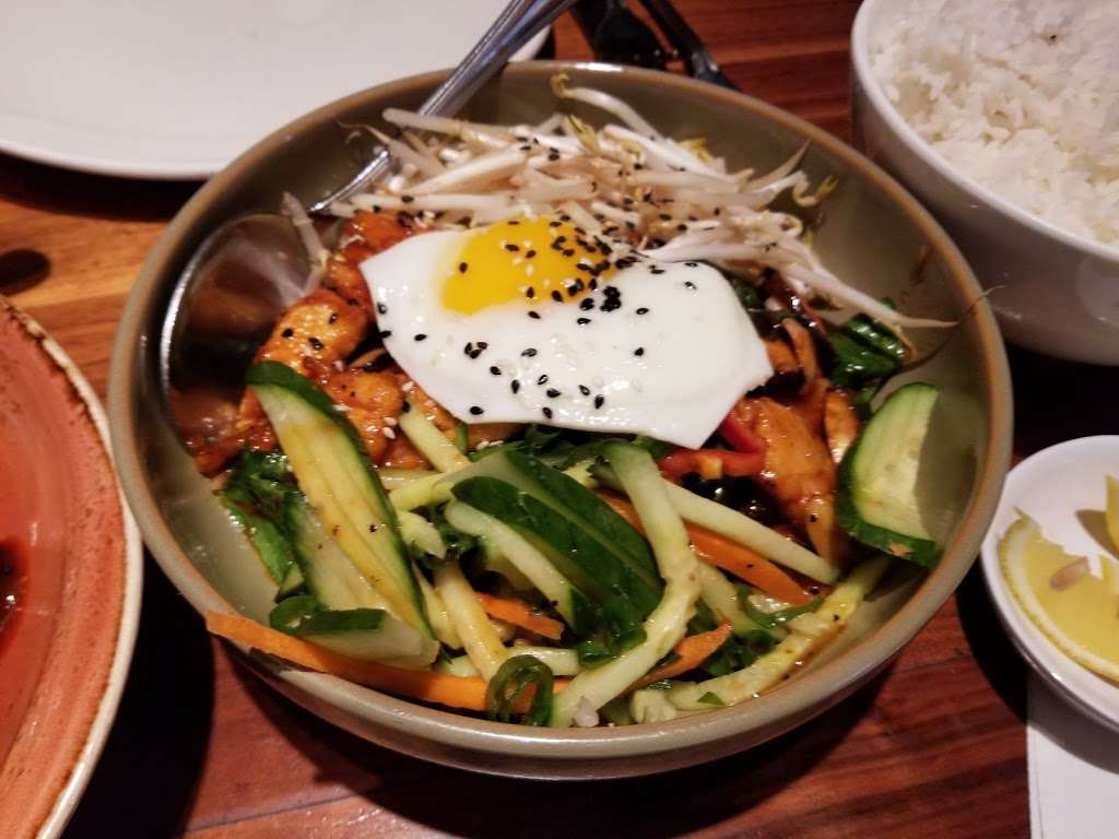 P.F. Changs | 2418 E Sunrise Blvd, Fort Lauderdale, FL 33304, USA | Phone: (954) 565-5877