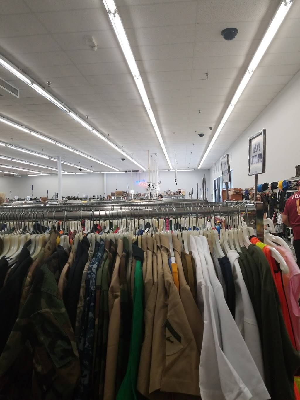 Family Thrift Center | 5393 Wesleyan Dr, Virginia Beach, VA 23455, USA | Phone: (757) 490-7650