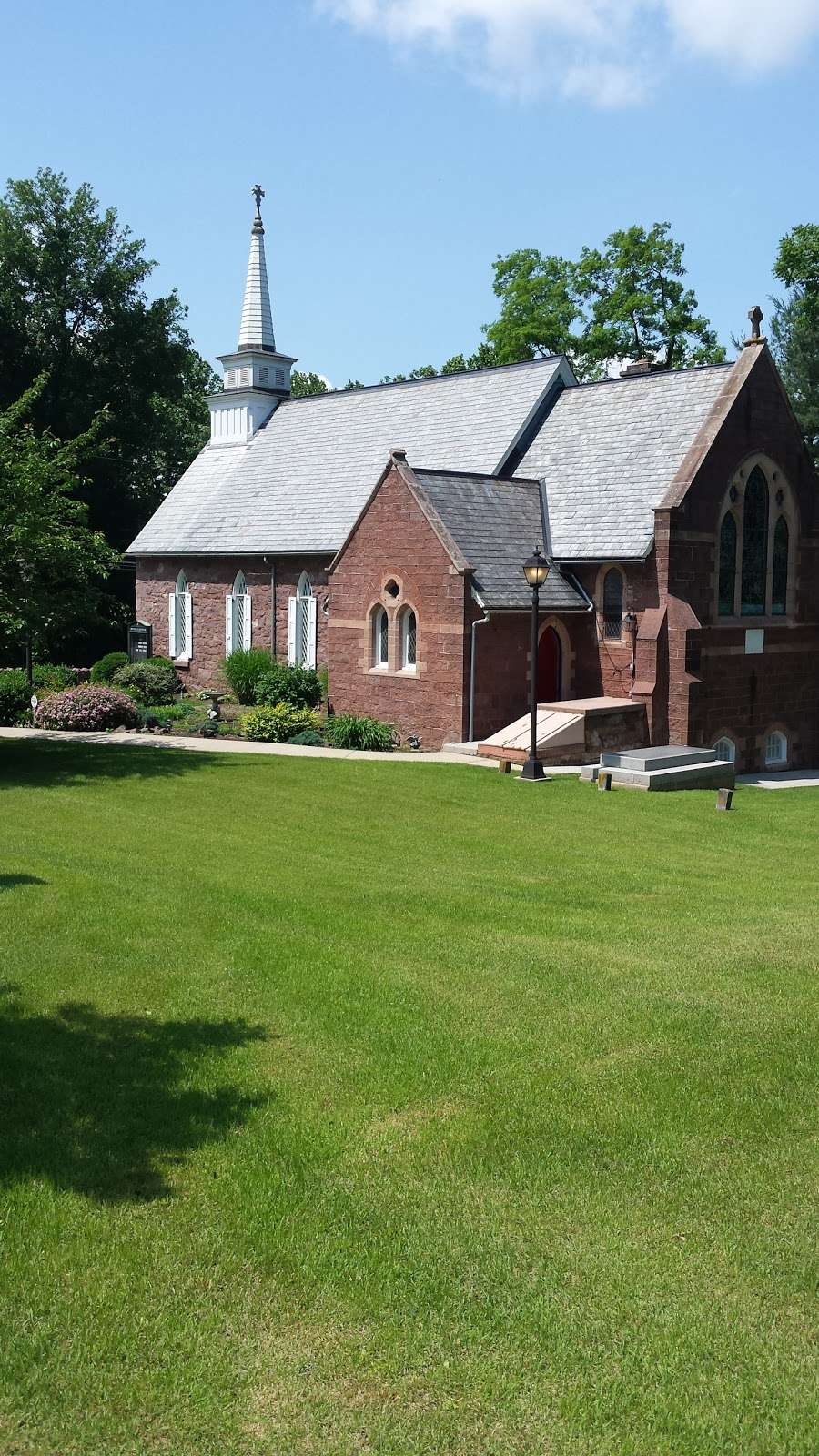 Hope Episcopal Church | 2425 Mountain Rd, Manheim, PA 17545, USA | Phone: (717) 665-6311