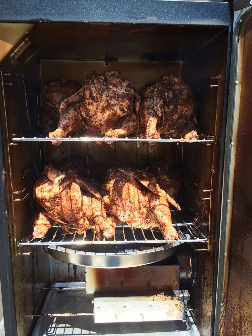 Cudas Bar & Grill | 27045 Grass Lake Rd, Antioch, IL 60002, USA | Phone: (224) 788-9144