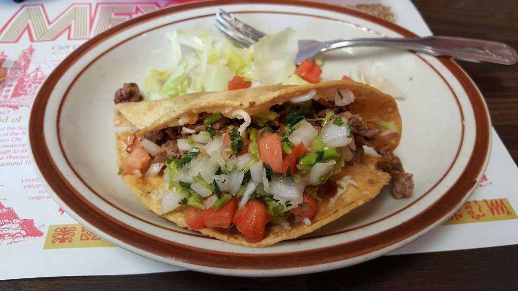 Los Chiles Mexican Restaurant | 17051 E Ave O, Palmdale, CA 93591 | Phone: (661) 264-2975