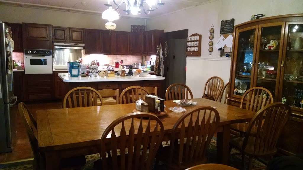 Fish & Loaves Bed and Breakfast | 1101 Numidia Dr, Catawissa, PA 17820 | Phone: (570) 356-6138