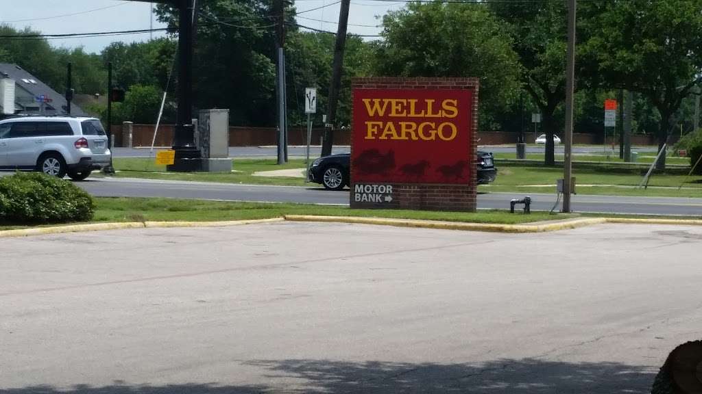 Wells Fargo Bank | 2440 Texas Pkwy, Missouri City, TX 77489, USA | Phone: (281) 261-6608