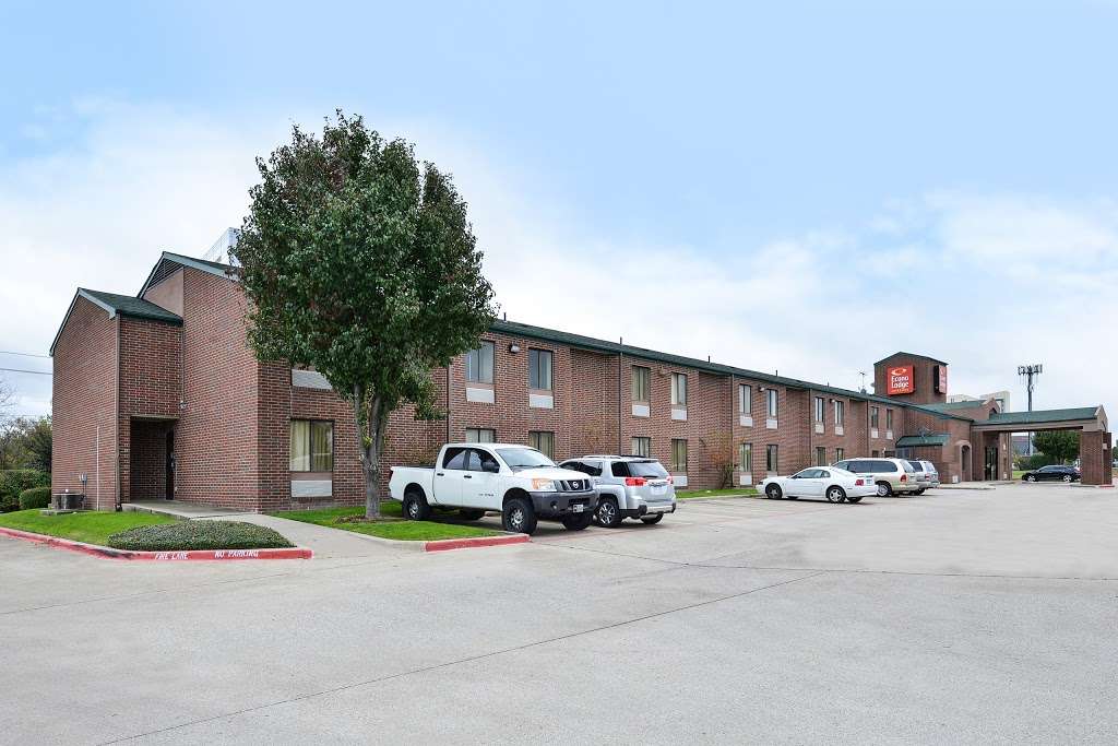 Econo Lodge Inn & Suites Richardson-Dallas | 2458 N Central Expy, Richardson, TX 75080, USA | Phone: (972) 470-9440