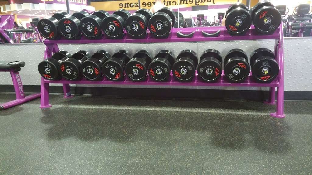 Planet Fitness | 4545 S Noland Rd B, Independence, MO 64055, USA | Phone: (816) 478-7095