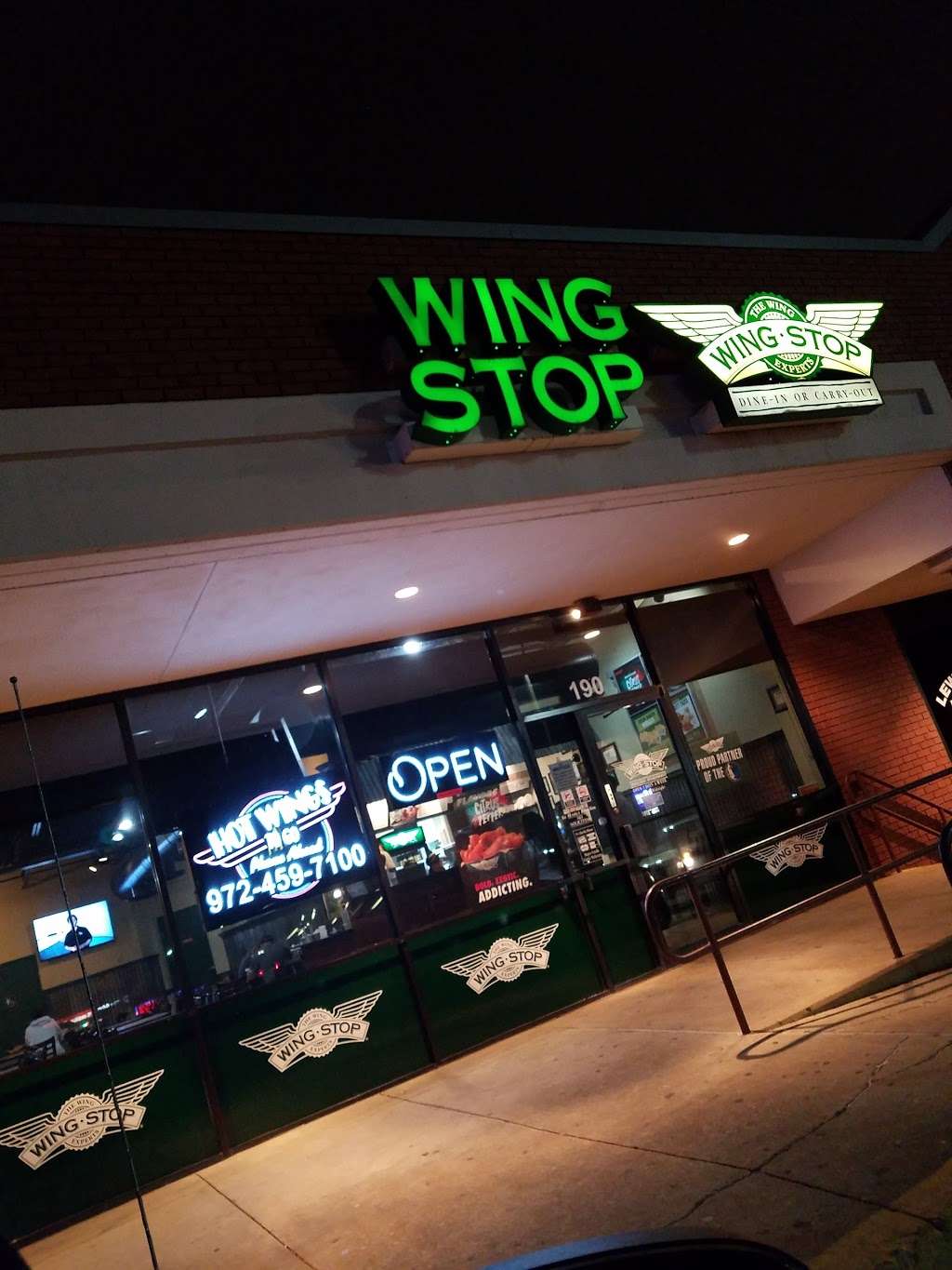 Wingstop | 2305 S State Hwy 121, Lewisville, TX 75067, USA | Phone: (972) 459-7100