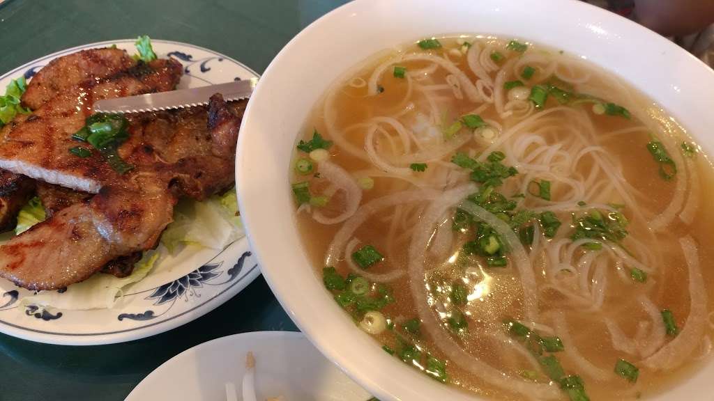Pho Da Nang | 960 US-9 S, South Amboy, NJ 08879, USA | Phone: (732) 727-2000