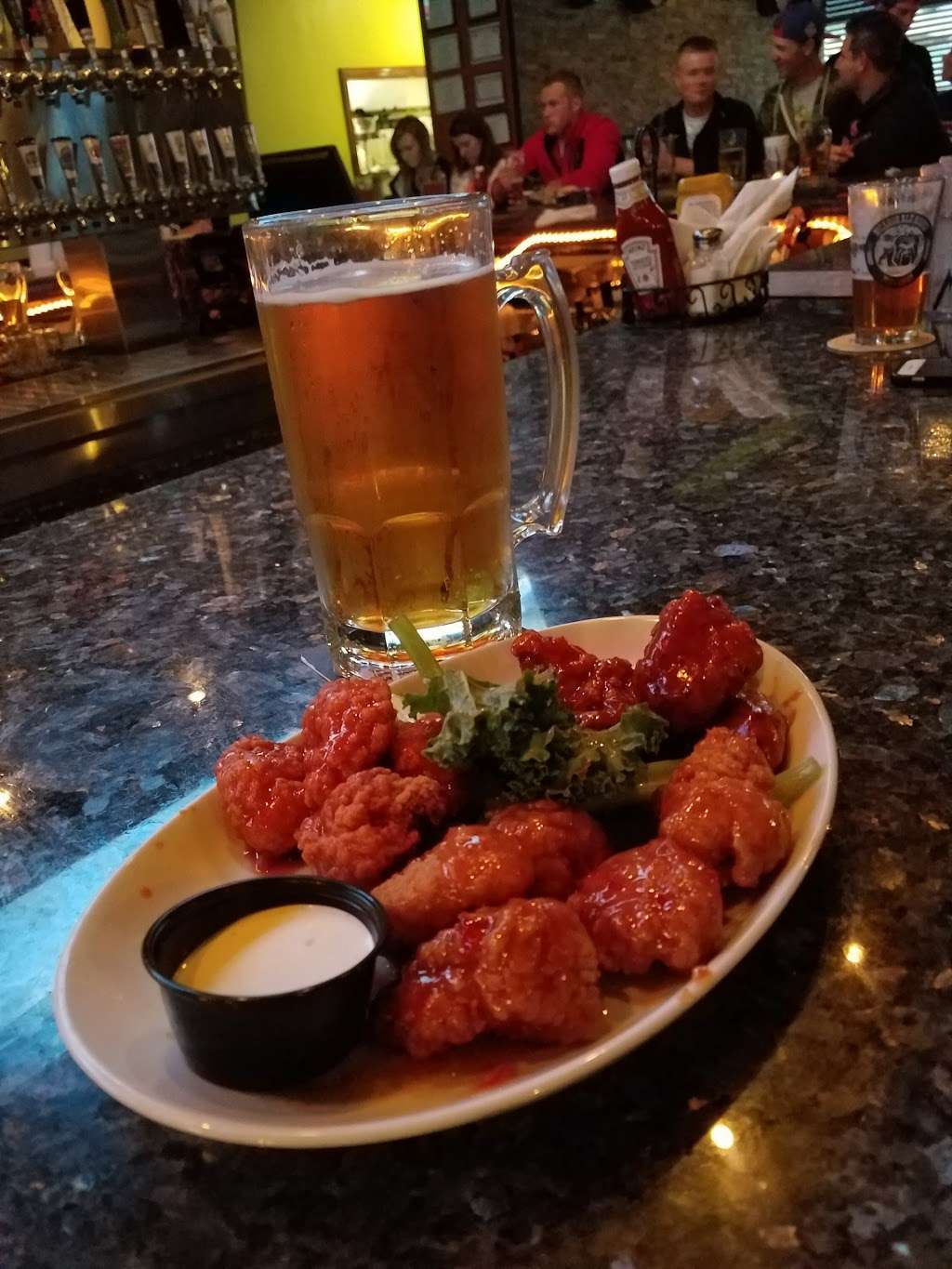 Bulldog Ale House | 2387 Joliet Hwy, New Lenox, IL 60451, USA | Phone: (815) 463-1333