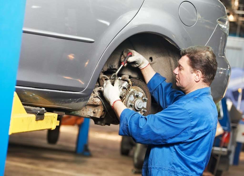 Kelly Rd Auto Repair & Exhaust | 51a Pelham Rd unit 3, Salem, NH 03079, USA | Phone: (603) 890-8909