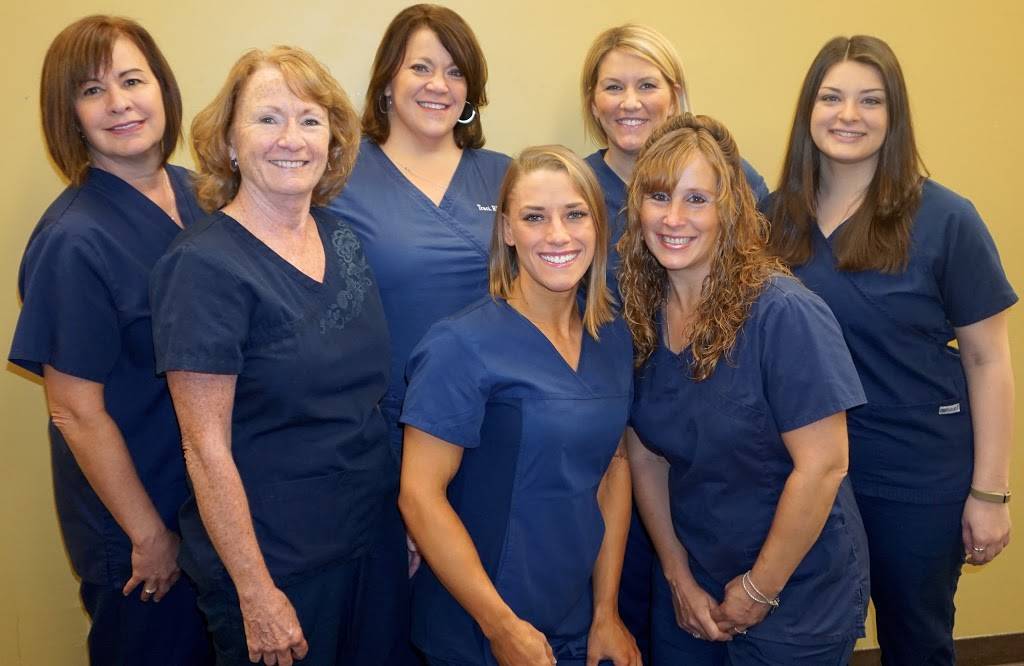 Southtowns Dental Services- Dental Implants, Dentures, Cosmetics | 1497 Abbott Rd, Lackawanna, NY 14218, USA | Phone: (716) 825-5020