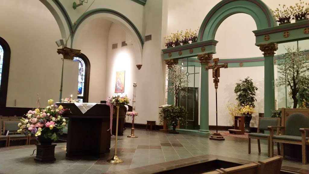 St Lukes Roman Catholic Church | 70 W Main St, Westborough, MA 01581, USA | Phone: (508) 366-5502