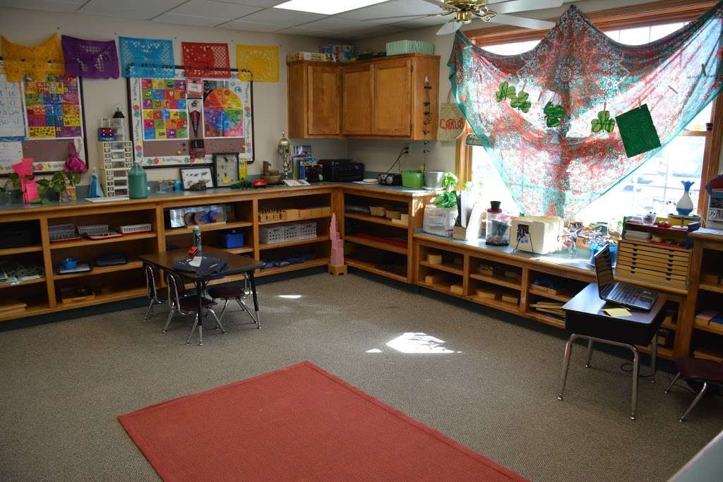 Winterset Montessori | 2136, 812 SW Forestpark Ln, Lees Summit, MO 64081, USA | Phone: (816) 246-9300