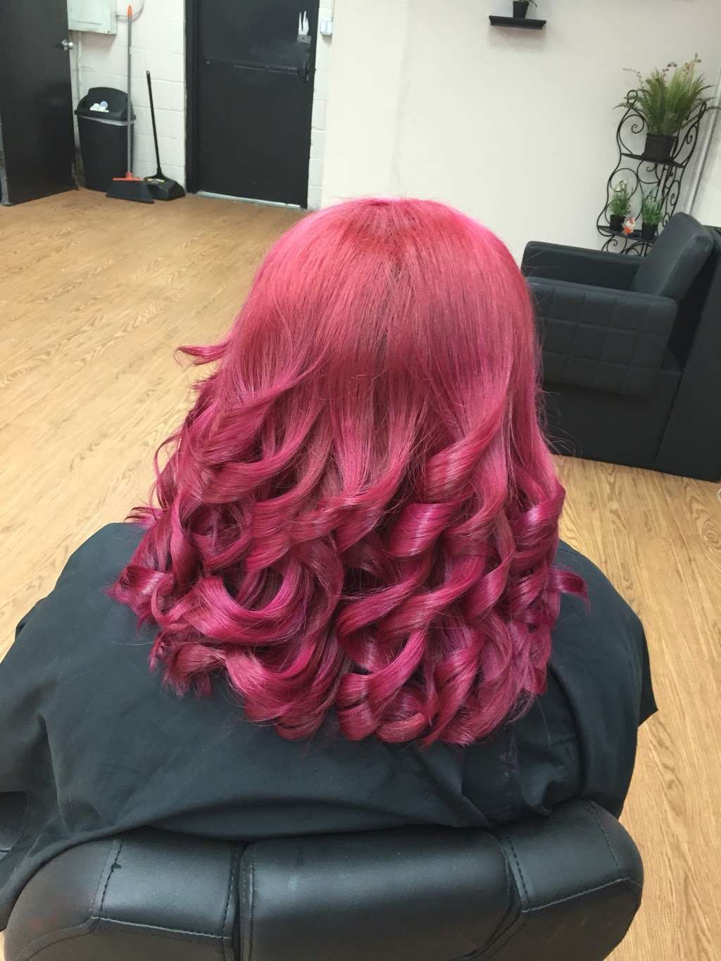 Meray hair salon | 1582 Busse Rd, Mt Prospect, IL 60056, USA | Phone: (847) 258-3604