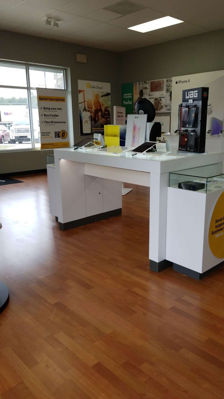 Sprint Store | 24560 Dulles Landing Dr Unit 180, Suite 180, Dulles, VA 20166, USA | Phone: (703) 662-0212