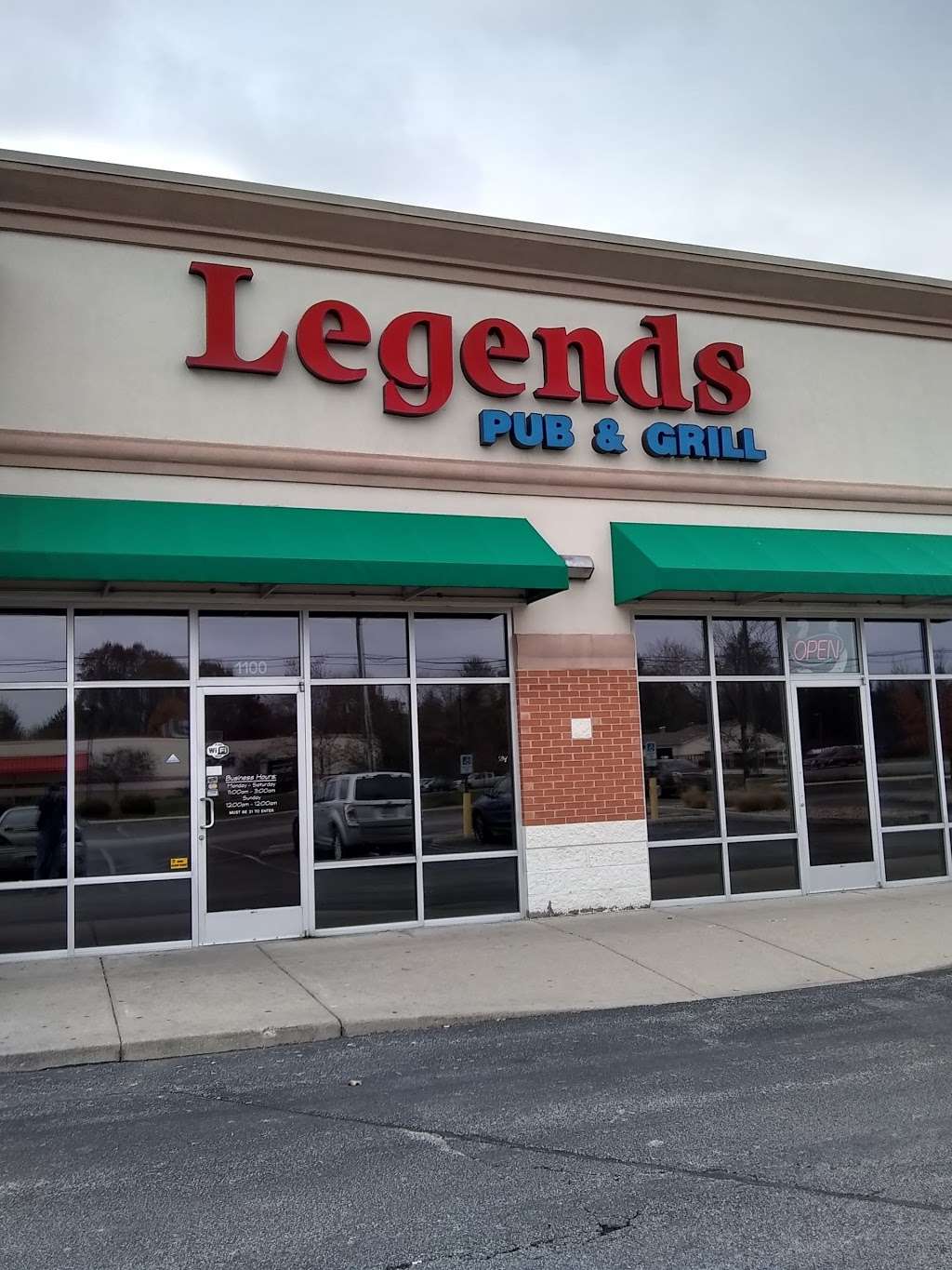 Legends Pub & Grill | 1100 N Avon Ave, Avon, IN 46123 | Phone: (317) 272-9040