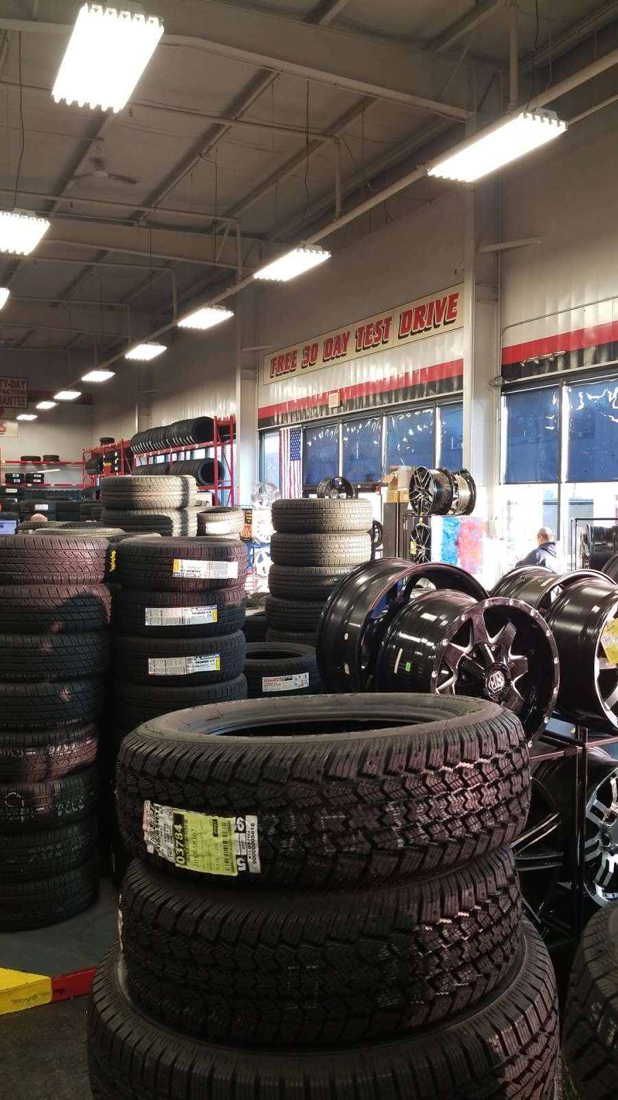 Town Fair Tire | 108 Broadway, Saugus, MA 01906, USA | Phone: (781) 941-5410