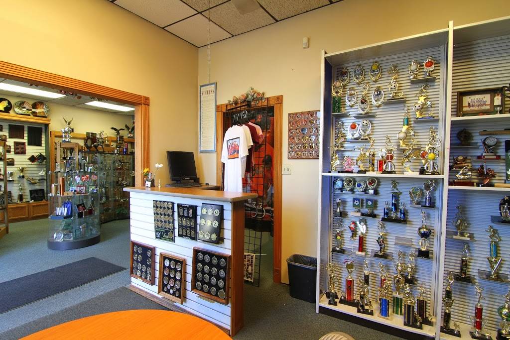 Awesome Awards / Western Trophy | 8746 Limonite Ct, Riverside, CA 92509, USA | Phone: (951) 685-6885