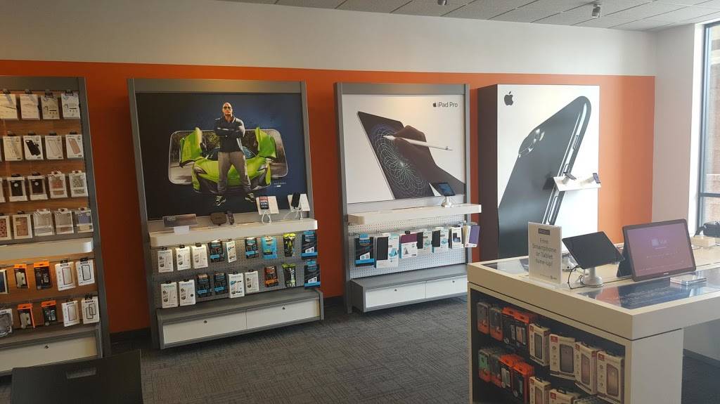 AT&T Store | 2485 N Swan Rd Suite 111, Tucson, AZ 85712, USA | Phone: (520) 795-3474