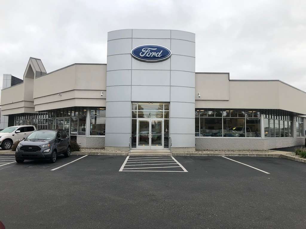 New Holland Ford | 508 W Main St, New Holland, PA 17557, USA | Phone: (717) 354-4901