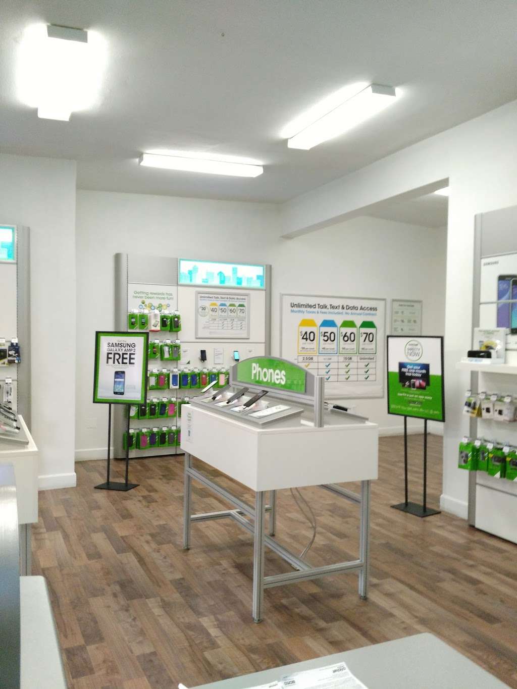 Cricket Wireless Authorized Retailer | 910 E Washington Ave, El Cajon, CA 92020, USA | Phone: (619) 593-6400