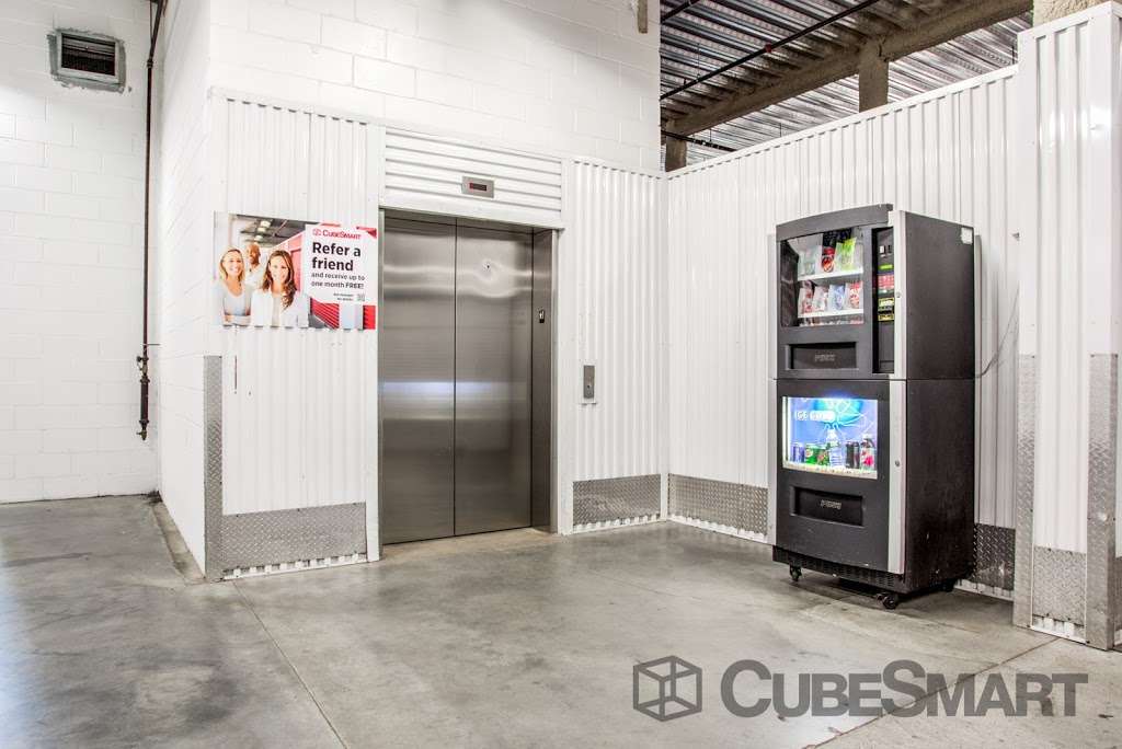 CubeSmart Self Storage | 3131 Richmond Terrace, Staten Island, NY 10303, USA | Phone: (718) 442-0611