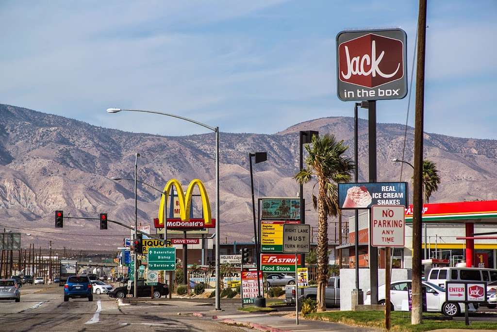 Jack in the Box | 15536 CA-14, Mojave, CA 93501, USA | Phone: (661) 824-5303