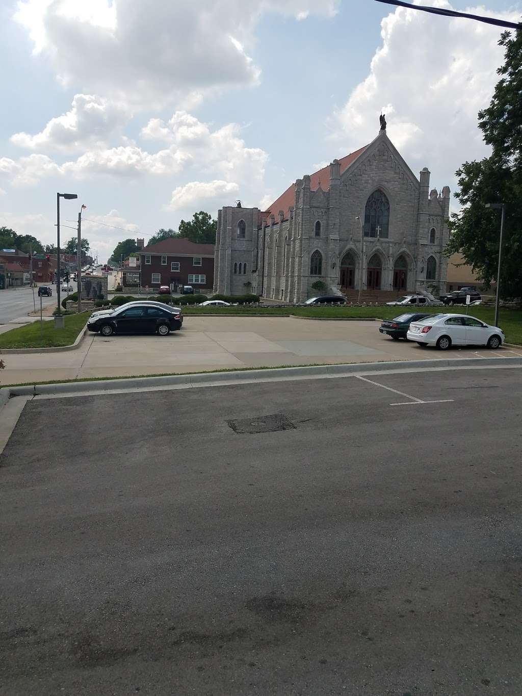 Guardian Angels Parish | 1310 Westport Rd, Kansas City, MO 64111, USA | Phone: (816) 931-4351