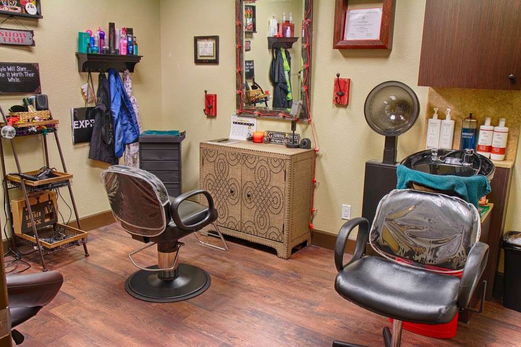 Salons by JC Pearland Parkway - Salon Suite and Booth Rental | 2650 Pearland Pkwy suite 196, Pearland, TX 77581 | Phone: (281) 915-1570