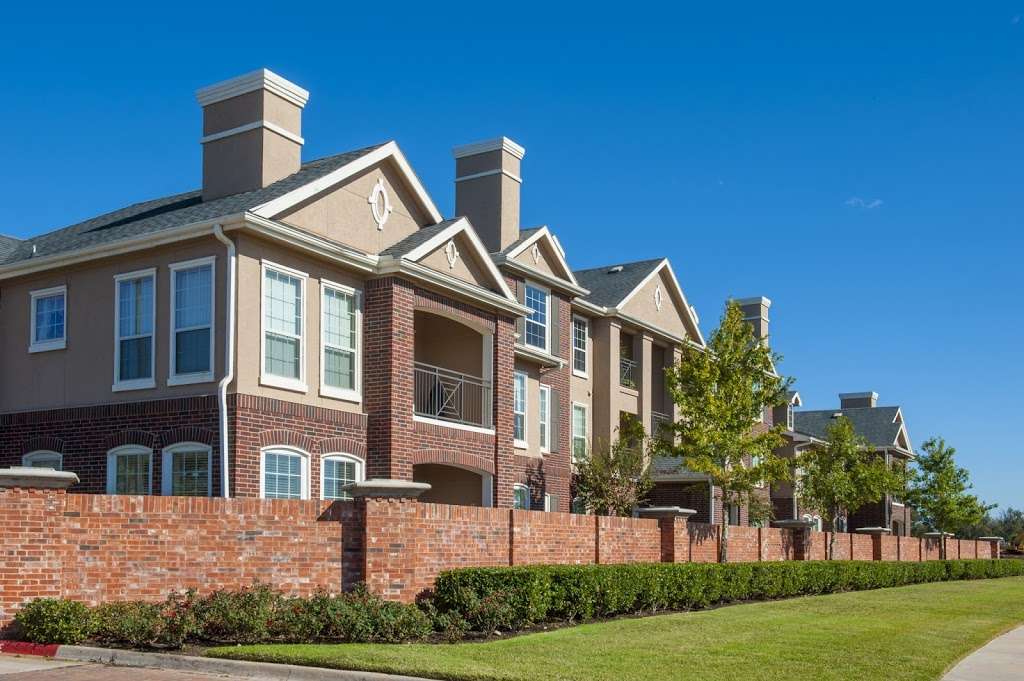 SYNC at Sienna Plantation Apartments | 8787 Sienna Springs Dr, Missouri City, TX 77459, USA | Phone: (866) 538-1935