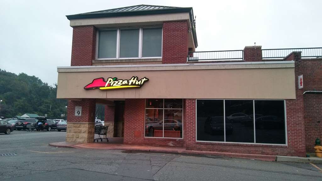 Pizza Hut | 919 S Central Ave, Scarsdale, NY 10583, USA | Phone: (914) 725-6480