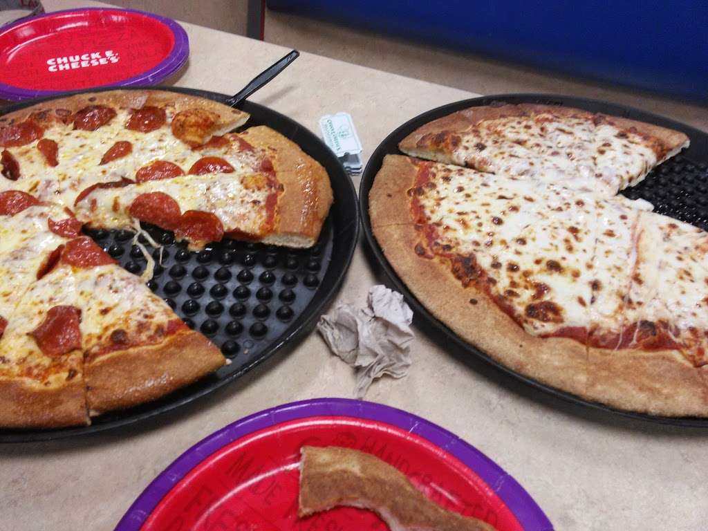 Chuck E. Cheeses | 24039 Hesperian Blvd, Hayward, CA 94545, USA | Phone: (510) 265-0590