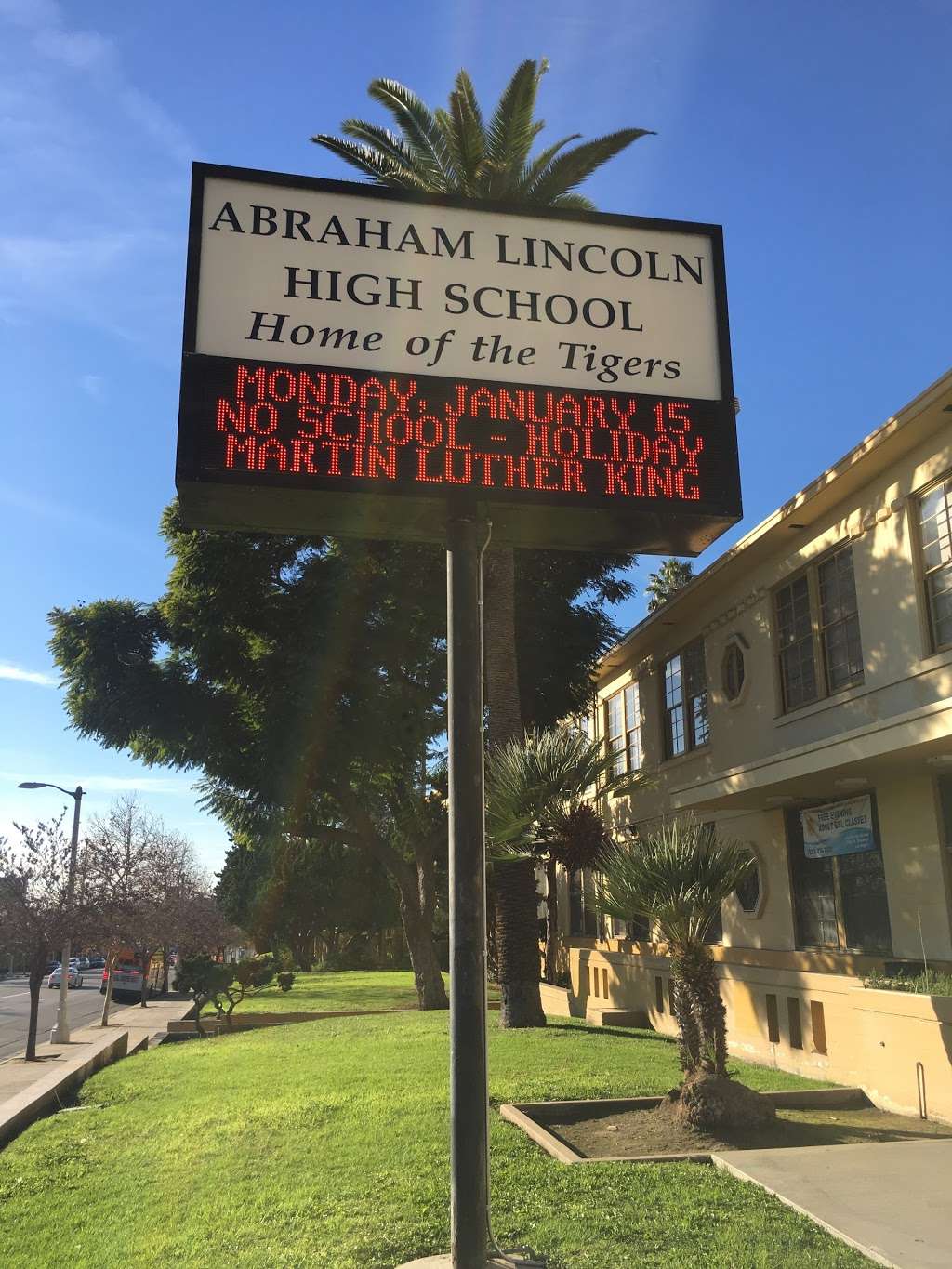 Abraham Lincoln High School | 3501 N Broadway, Los Angeles, CA 90031, USA | Phone: (323) 441-4600