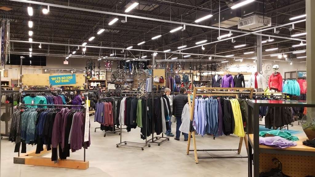 REI | 9000 E Peakview Ave, Greenwood Village, CO 80111, USA | Phone: (303) 221-7759