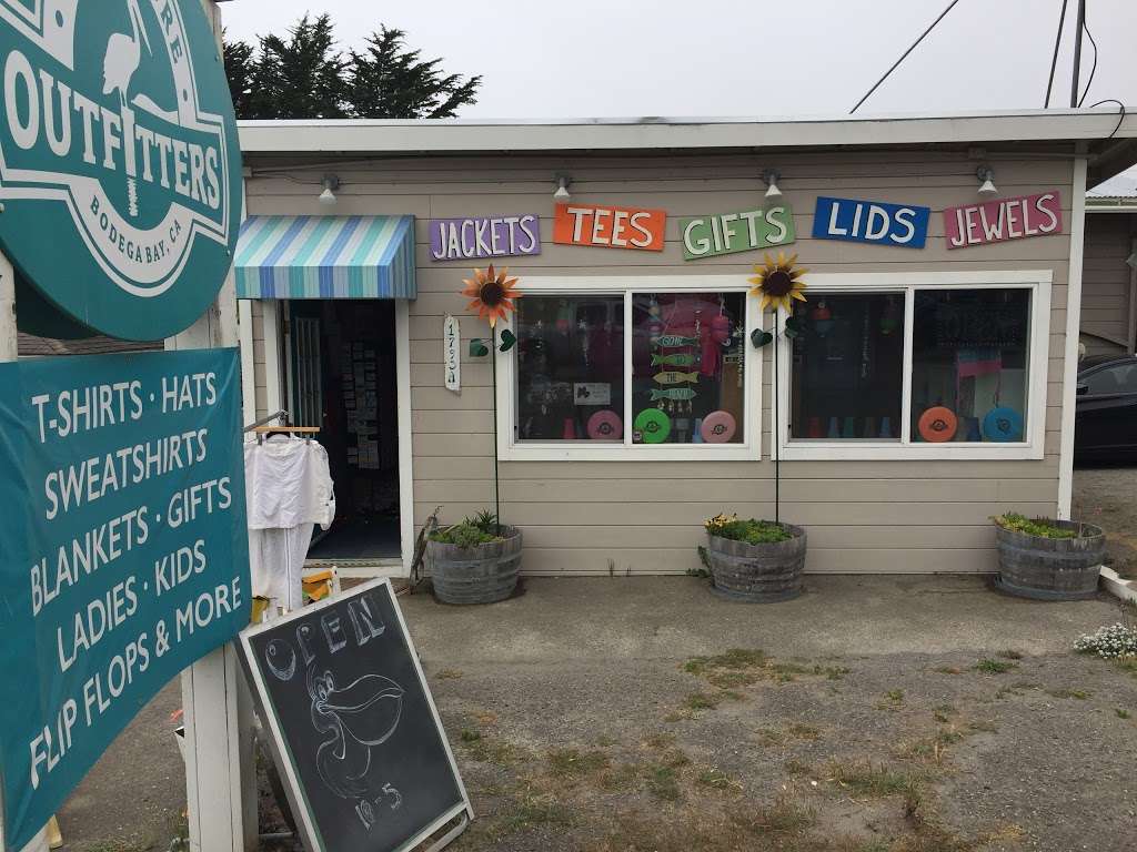 East Shore Outfitters (Bodega Bay Gifts) | 1583-1599 Eastshore Rd, Bodega Bay, CA 94923, USA