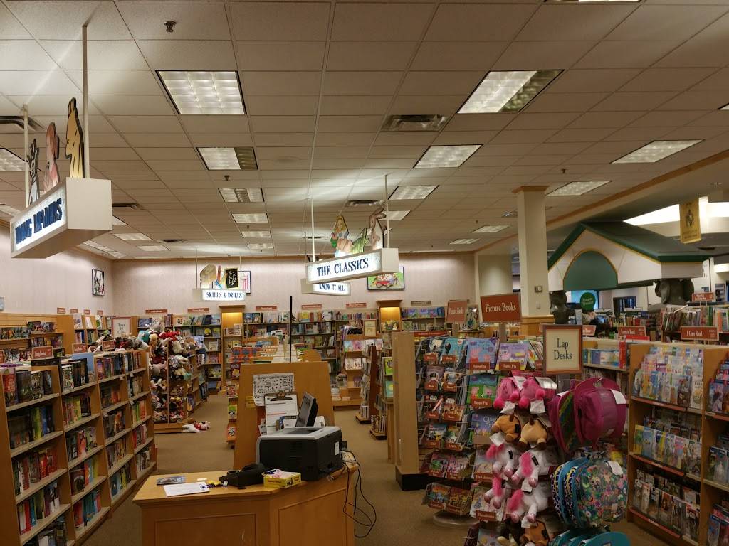 Barnes & Noble | 122 Brandon Town Center Dr, Brandon, FL 33511, USA | Phone: (813) 661-9883