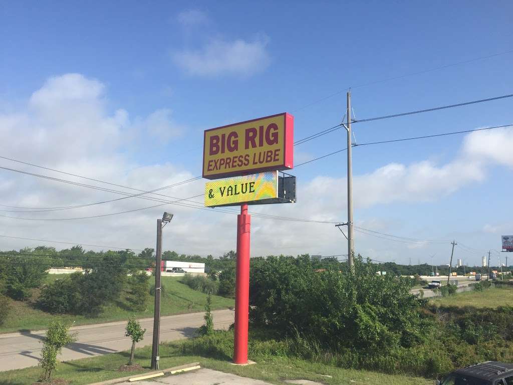 Big Rig Express Lube | 932 TX-146, La Porte, TX 77571 | Phone: (281) 867-9526