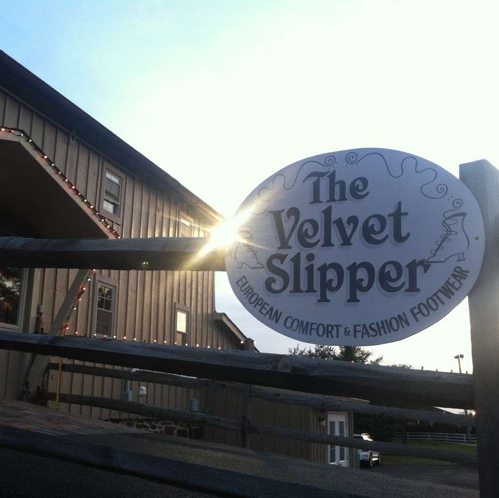 The Velvet Slipper | 591 Durham Rd, Newtown, PA 18940, USA | Phone: (215) 794-9394