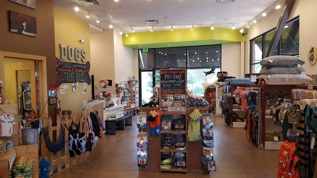 D.O.G.S (Dog Owners General Store) | 5971 Sky Pond Dr # C100, Loveland, CO 80538, USA | Phone: (970) 667-4660