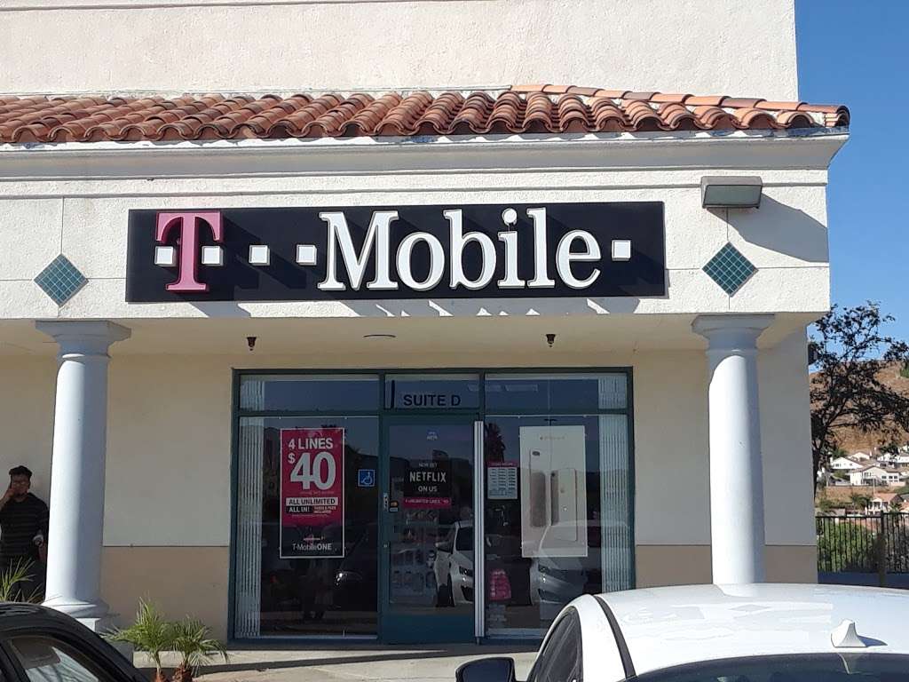 T-Mobile | 31810 Grape St Ste D, Lake Elsinore, CA 92532, USA | Phone: (951) 471-2900