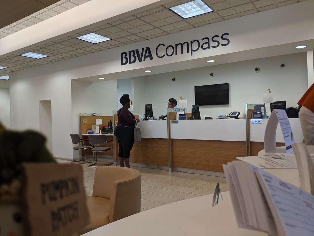 BBVA Bank | 3111 N Galloway Ave, Mesquite, TX 75150, USA | Phone: (972) 705-4363