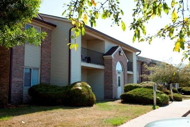 Creekside Square Apartments | 5836 Hunnewell Dr, Indianapolis, IN 46254, USA | Phone: (317) 290-1055