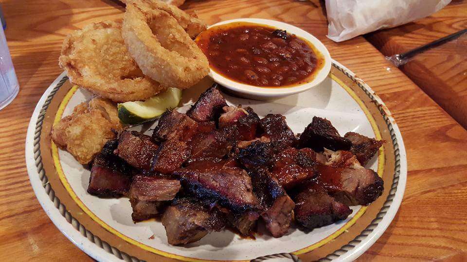 K & M Bar-B-Q | 603 N Webster St, Spring Hill, KS 66083 | Phone: (913) 592-5145