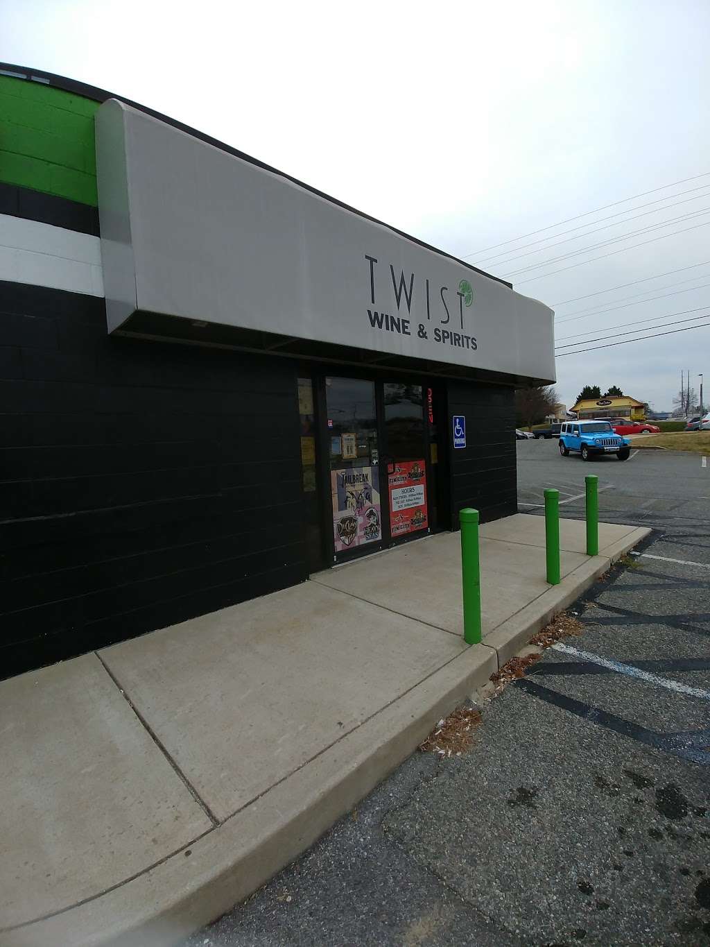 Twist Wine and Spirits | 22608 Three Notch Rd, Lexington Park, MD 20653, USA | Phone: (240) 237-8048