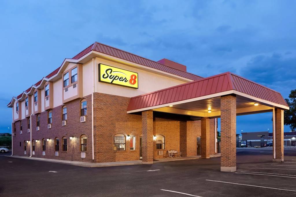 Super 8 by Wyndham Colorado Springs/Afa Area | 8135 N Academy Blvd, Colorado Springs, CO 80920, USA | Phone: (719) 528-7100