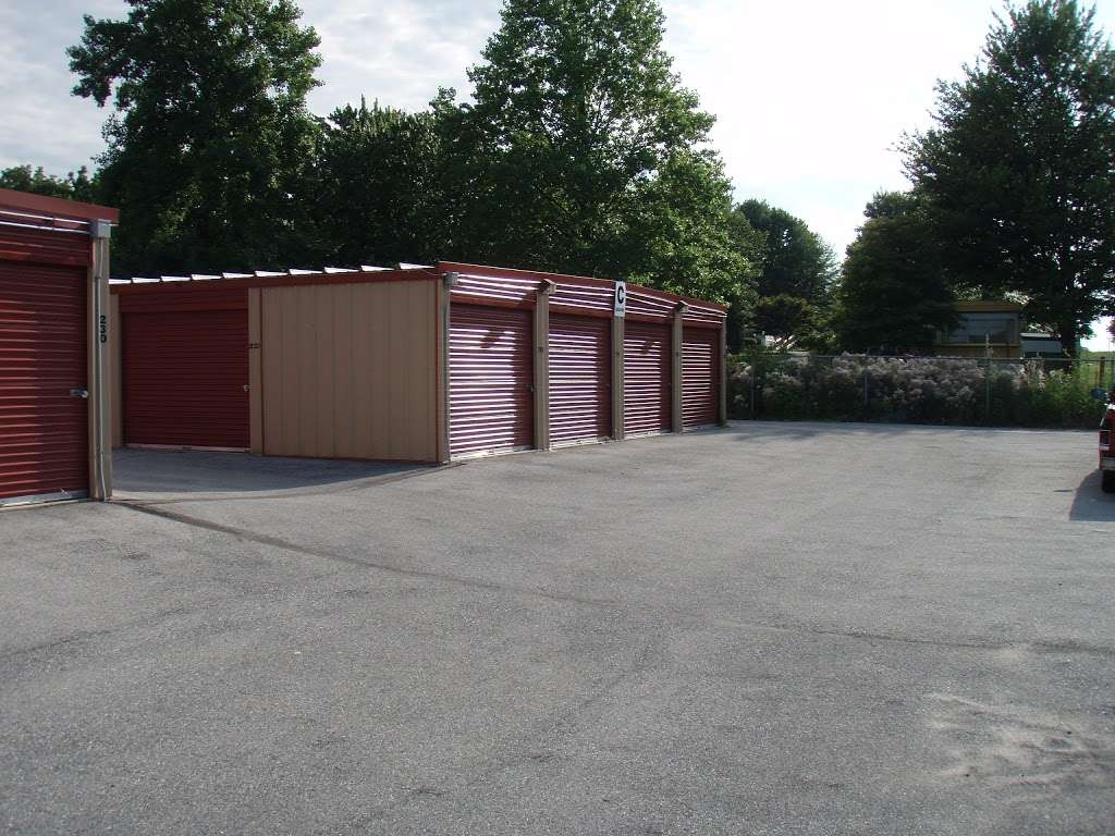 Economy Self Storage | 3016 Horseshoe Pike, Honey Brook, PA 19344 | Phone: (610) 273-2075