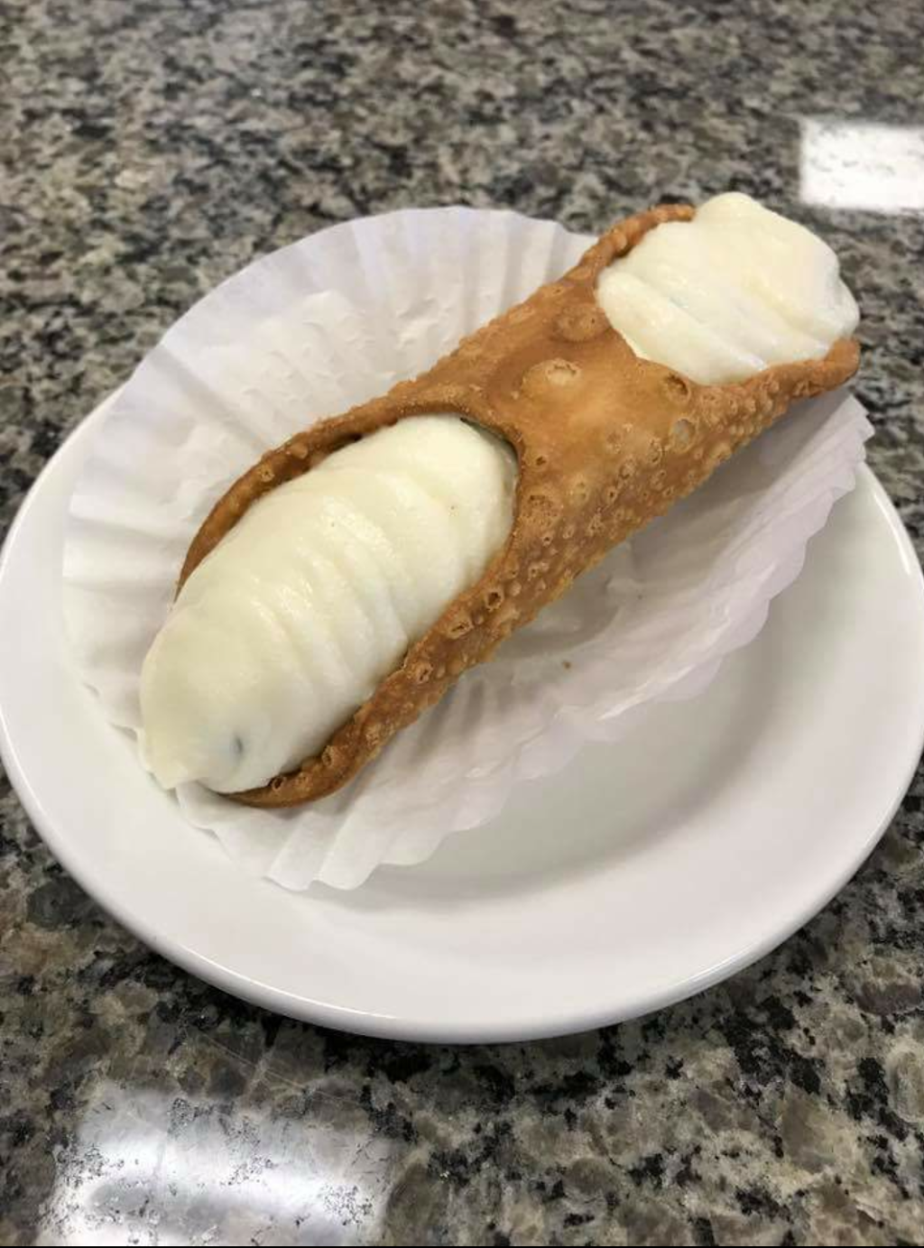 DAgostino Cannoli & Sapori Italiani | 7510 W Grand Ave, Elmwood Park, IL 60707, USA | Phone: (708) 981-5487