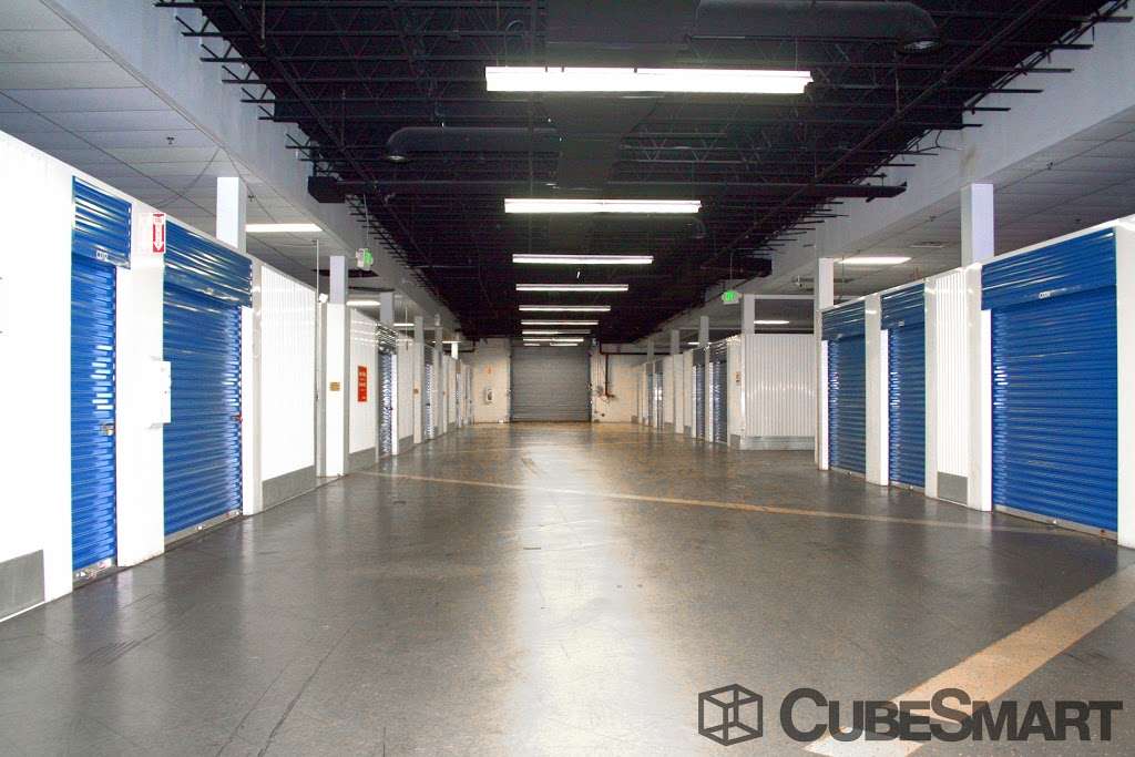 CubeSmart Self Storage | 8432 Pulaski Hwy, Baltimore, MD 21237, USA | Phone: (410) 687-9900